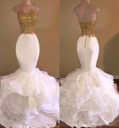 Sexy Mermaid White and Gold Prom Dresses Spaghetti Strap Appliques Lace Ruffles Organza Backless Long African Prom Dress for Gradu8951307