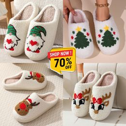 2024 Winter Men's and Women's Slippers Soft and Warm Indoor Cotton Slippers Jacobz Designer High Quality Fashion Cartoon Elk Flat Bottom Cotton Slippers GAI