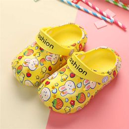 HBP Non-Brand Summer Garden Shoes Cartoon Rabbit Strawberry Girl Cute Eva Children Clogs Shoes For Kids