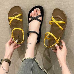 Top Flat Sandals For Womens Summer Sandal Women Fashion Crossover Flip Flop Flops Roman Style Casual Outdoor Beach Shoes 240228