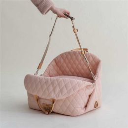 Chic Shoulder Bags Designer Handbags Tote Pet Dog Nylon Waterproof Down Bag Detachable Portable Car Cat handbag 240311