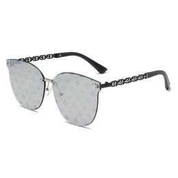 Tasarımcı Kanalı Le Sunglasses Döngüsü Lüks Moda Sporları Polarize CC Güneş Gözlüğü Erkek Kadın Vintage Sürüş Plajı Altın Çay Rimless Square Srzg