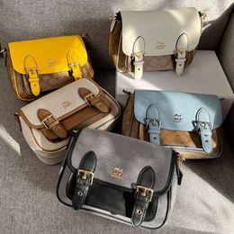 2022 Ole Women's Canvas Printed Buckle Crossbody Single Shoulder LUCY Flip Mail Small Square Bag 78% Off Store wholesale