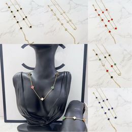 Women Designer Necklace Bracelet Sets Four Leaf Clover Necklace Mother of Pearl Diamond Pendants Stainless Steel Chain Plated Gold Choker Necklace Classic Jewellery