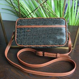 Yeni kadın çanta lüks el çantası omuz çantası marka şekilli tasarımcı orijinal deri bayanlar metal clamshell messenger çantaları g0320