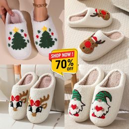 2024 Winter Men's and Women's Slippers Soft and Warm Indoor Cotton Slippers Jacobg Designer High Quality Fashion Cartoon Elk Flat Bottom Cotton Slippers GAI