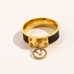 18 Karat vergoldeter Luxus-Designer-Ring für Damen, modischer Ring, doppelter Buchstabe, Designer-Ringe, Buchstaben-Anhänger, Hochzeit, Party, Geschenk, Schmuck, hohe Qualität