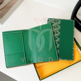 Porta del designer di design per copertina di passaporto da viaggio di lusso Goy Wallet Top in pelle MENU DOMENA BASSO DI MASSIONE BASSO ID CARTI DI CREDITO MULTILULE Porta del passaporto con scatola