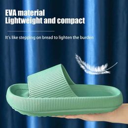 Slippers 2024 Summer Anti slip Flip Thick Platform Mens Bathroom Home Slide Odour Soft Sole Lightweight Sandals Cloud H240325