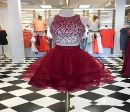 Short Burgundy Prom Dress 2021 Two Pieces Cheap Jewel Neck Bling Beaded Bodice Ruffles Skirts Organza Homecoming Party Dresses Gow5378402