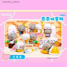 Action Toy Figures Mitao Cat Love Is Like A Peach Series 4 Blind Box Surprise Box Original Action Figure Cartoon Model Mystery Box Collection Girls L240320