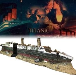 Aquarium Titanic Shipwreck DecorationsResin Material Ship DecorationsFish Tank Sunken Ship Ornament Aquarium Environment 240307