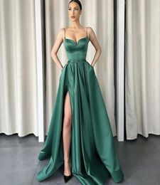 Green Bridesmaid Dresses Wedding Party Guest Gowns Aline Junior Maid of Honour Dress Full Length Side Split1727115