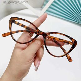 Sunglasses Sunglasses Transparent Computer Glasses Cat Eye Round Frame Women Men Anti Blue Light Blackout Optical Lenses Y240320