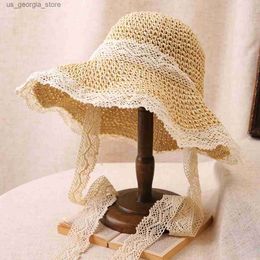 Wide Brim Hats Bucket Hats Lace suspender hollow Str hat for womens summer travel sun protection beach hat for womens 2024 new seaside sun hat Y240320