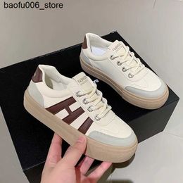 Casual Shoes New Spring and Autumn Womens Sports Shoes High-quality Loafers Casual Sneakers Thick-soled Non-slip Lace-up Vulcanised Shoes Q240320