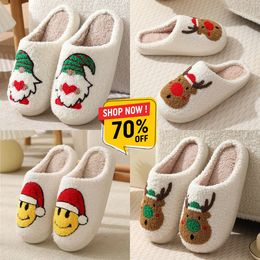 2024 Winter Men's and Women's Slippers Soft and Warm Indoor Cotton Slippers Benjalei Designer High Quality Fashion Cartoon Elk Flat Bottom Cotton Slippers GAI