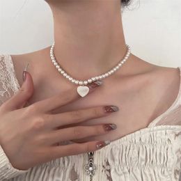 Choker Fashion Peach Heart Pendant Necklace For Women White Imitation Shell Beaded Pearl Jewelry Collares Para Mujer
