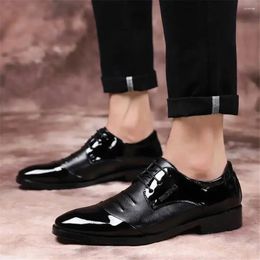 Sapatos de vestido outono 40-46 homens tênis saltos menino formal prateado esportes menor preço mocassins jogging loafter kawaiis