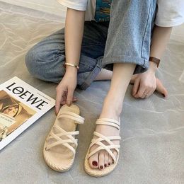 Slippers 2023 Summer New Korean Edition Womens Roman Fairy Style Flat Bottom Student Line Sandals H240325