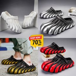 Summer Men's and Women's Slippers Claw Sports Sandals Juanlesu Designer High Quality Fashion Solid Colour Thick Sole Slippers Beach Sports Slippers GAI