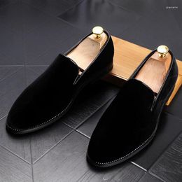 Casual Shoes Mens Loafers Slip-on Soft Velvet Leather Party Banquet Dresses Summer Breathable Sneakers Young Gentleman Footwear Zapatos