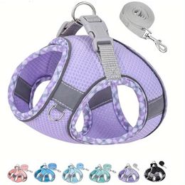 New Pet Chest Shoulder Straps with Reflective Plaid Edging Leash, Small and Medium-sized Vest Style Dog Leash