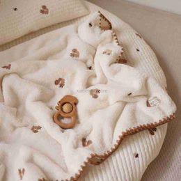 Quilts Winter Baby Blanket Ins Korean Coral Fleece Baby Blankets Newborn Embroidery New Born Swaddle Stroller Quilt Flannel Bedding 240321