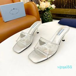 2024 designer de moda chinelos sapatos de salto feminino slides sandálias flip flops 35-43