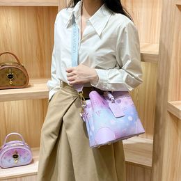 Bucket Bag Designer Hot Sale Gradient Rainbow Bag Fashionable and Trendy Womens High Grade Large Capacity Shoulder Crossbody Handbag for Women