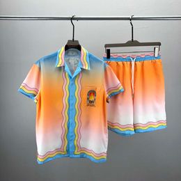 23SS MENS 디자이너 트랙 슈트 세트 럭셔리 클래식 패션 하와이 셔츠 트랙 슈트 파인애플 프린트 반바지 셔츠 짧은 슬리브 정장 #038