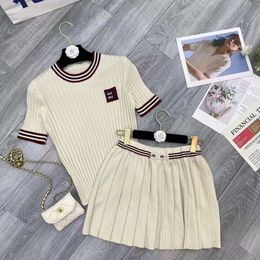 Women's Pleated Skirt Outfit Knitted Women Jumpers Tops Skirts Set Luxury Designer Letters Contrast Color Tees Dress Set Elegant Casual Daily Woman Knits Shirts