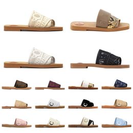 Luxo Cloe Designer Chinelos para Mulheres Sandálias Woody Flat Mules Slides Mulher Canvas Square Toe Lace Bordado Snake Summer Sandal Fashion Beach Shoes