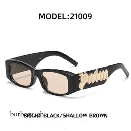Retro Small Frame Sunglasses for Women with High-end Panel Design Letters Palm Angles Sunglasses for Men with Personalised Retro Glasses 710