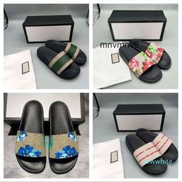 Donna Uomo marca Sandali qualità Pantofole eleganti Moda Classici estate guccir gucci gg Sandalo Uomo Donna Pantofola nera Scarpe basse Slide Вы Eu 35-45