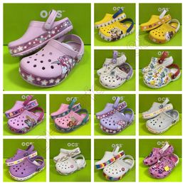 Sandals EVA kids CrocClog Crocodile Shoes non-slip Lightweight comfortable High-Quality children Summer Beach ventilate Slides Designers Cartoon Slippers A-26