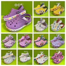 Sandals EVA kids CrocClog Crocodile Shoes non-slip Lightweight comfortable High-Quality children Summer Beach ventilate Slides Designers Cartoon Slippers A-31