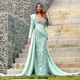 Lace Mermaid Evening Dresses Vintage Long Sleeves Crystal Beads Pleat Ruched Arabic Dubai Formal Party Gowns