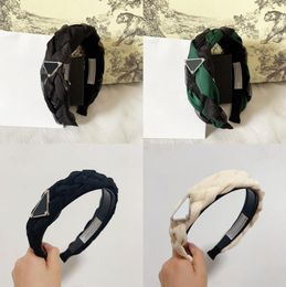 Headbands Designer Hair Hoop Fashion Style Leather Solid Letter Headband Grid Simple Hair Clip Luxury Brand Hairpin Classic