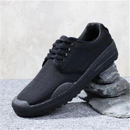 Casual Shoes Men's Outdoor Tactical Sports Military Training Camouflage Site Labourers Slip Wear Canvas 35-45 Yards