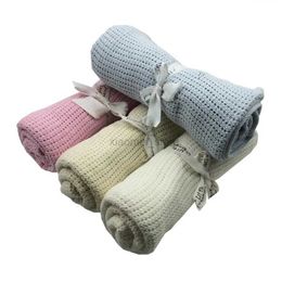 Quilts Baby Newborn Soft Air Conditioner Quilt Warm Cotton Solid Colour Knitted Crochet Rectangle Baby Stroller Blankets 240321