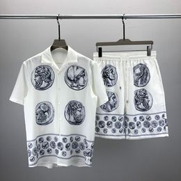 23SS Mens Designers Tracksuit Luksusowe klasyczne modne koszule Hawajskie koszule dresy śladowe szorty z nadrukiem Koszulka krótkie rękawowe garnitur #023