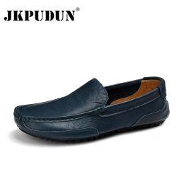 Shoes JKPUDUN Men Shoes Luxury Brand Genuine Leather Casual Driving Shoes Men Loafers Moccasins Slip on Italian Shoes for Men Big Size