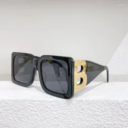 Occhiali da sole 2024 Rettangolo quadrata femminile per donne occhiali da sole vintage sfumature di occhiali femminile