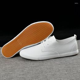 Casual Shoes 2024 Fashion Brand Men Leather Lace-up Breathable Soft White Sneakers Flats Loafer