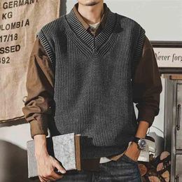 Men's Vests American Vintage Spring Sleeveless Men Sweater Vest Solid Fashion Trend Loose Patchwork Pullover V-neck Knitted Tank Tops