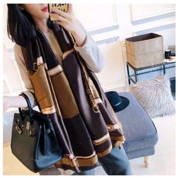 High-end classic spring and summer highquality scarves 180X90cm outdoor travel fashion scarves for men and women