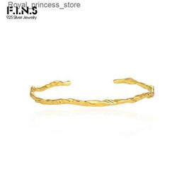 Charm Bracelets F. I.N.S S925 Sterling Silver Temperature Lava Texture Irregular Gold Open Bracelet Suitable for Womens Exquisite Jewellery Handicrafts Q240321