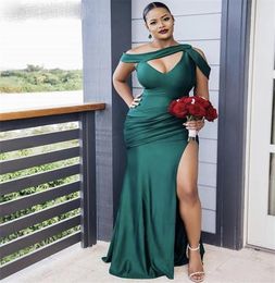 Green Bridesmaid Dresses African Mermaid Sweep Train Side Slit Silk Satin Pleated Wedding Party Bridemaid Dresses With Zipper8463983