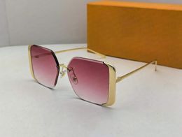 Luxury designer Sunglasses for women Fashion Attitude UV400 Protection Lens Square Full Frame Gold Color Plated Side Logo Gold Sunglasses New Come With box1994